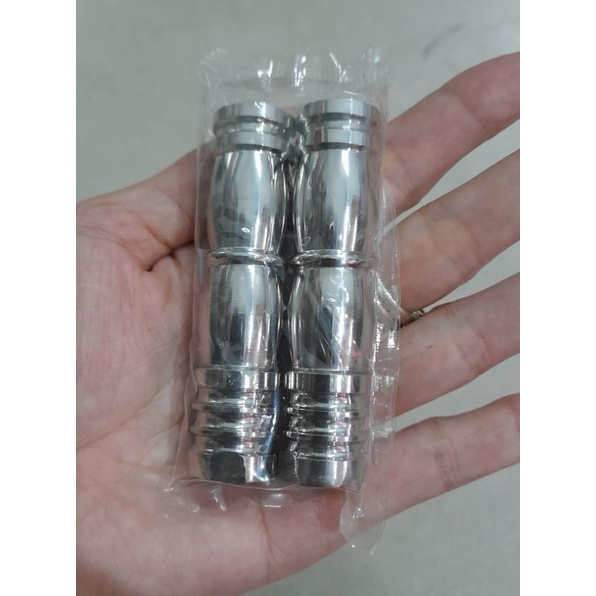 Cặp gác chân inox đặc gắn cho xe cúp 81, 82.