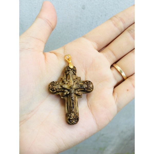 Mặt Dây Chuyền Thánh Giá Trầm Hương Tốc