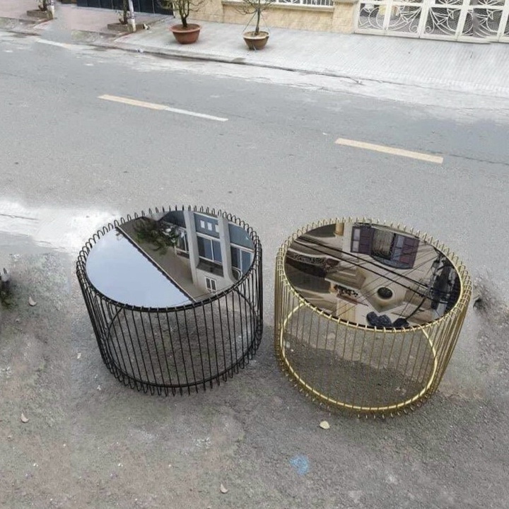 Bàn trà tròn FUNHOUSE đá cẩm thạch chân sắt phòng khách đường kính 50 cm - A11