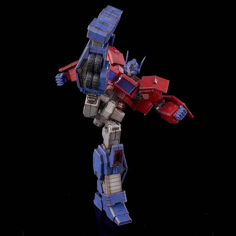 Mô hình Flame Toys Transformers: Furai Action - Optimus Prime IDW version