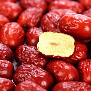 TÁO ĐỎ TÂN CƯƠNG LOẠI 1 - 1 KG