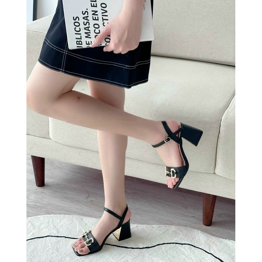 Sandal da mịn khuy ngang gót trụ to ốp vàng - 7P