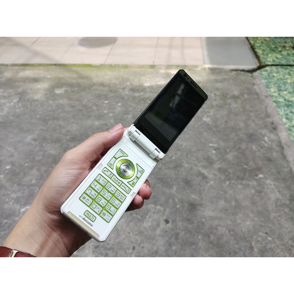 Điện thoại NEC N-02B màu trắng