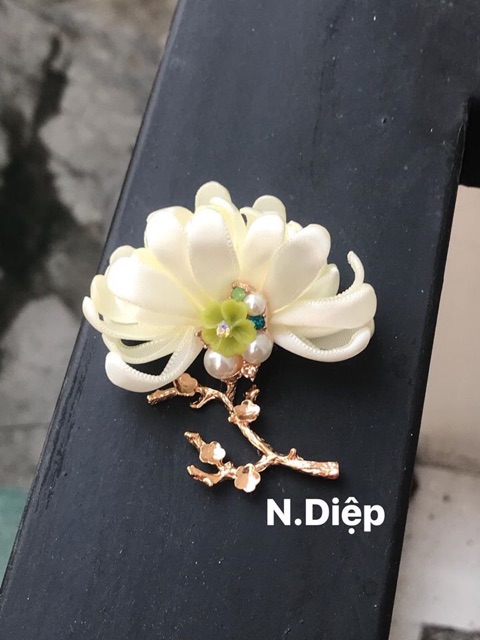 Hoa cài áo cao cấp