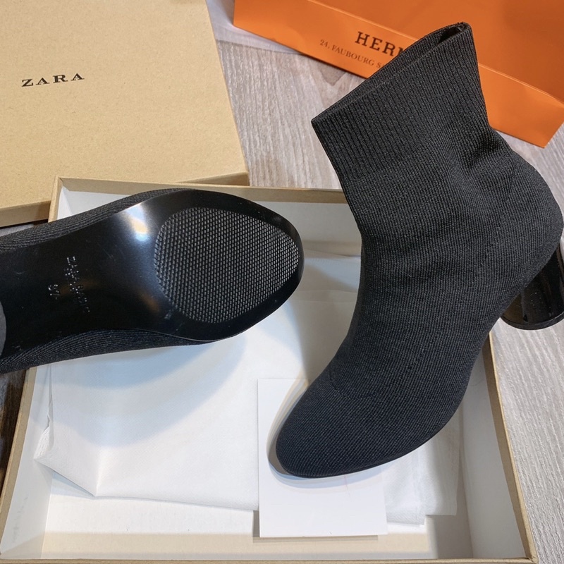 Bốt boot len zara cổ thấp gót tròn xuất dư fullbox