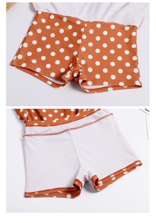 Set bikini quần váy - áo cộc tay