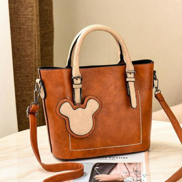 Mẫu mới 2021 Túi Xách Nữ Đẹp Da Trơn Mềm Kèm Móc Khóa Gấu hàng quảng châu