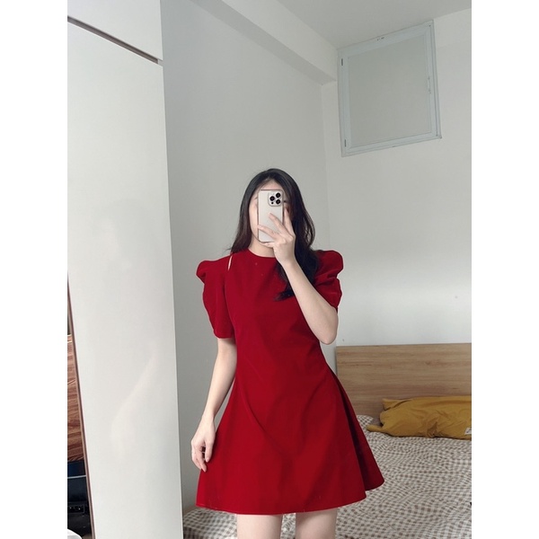 [HÀNG SẴN]VÁY-ĐẦM NHUNG ĐỎ TAY BỔNG HỞ VAI SIÊU XINH | BigBuy360 - bigbuy360.vn