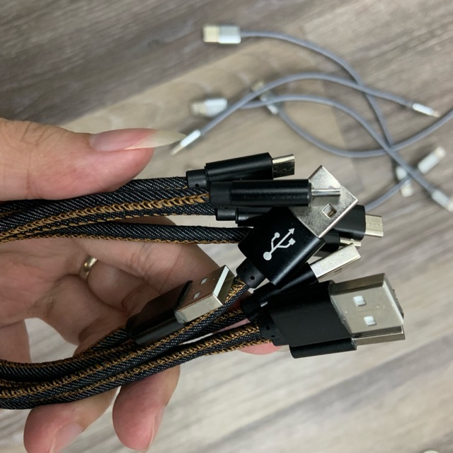 Cáp ngắn 0,25m micro usb