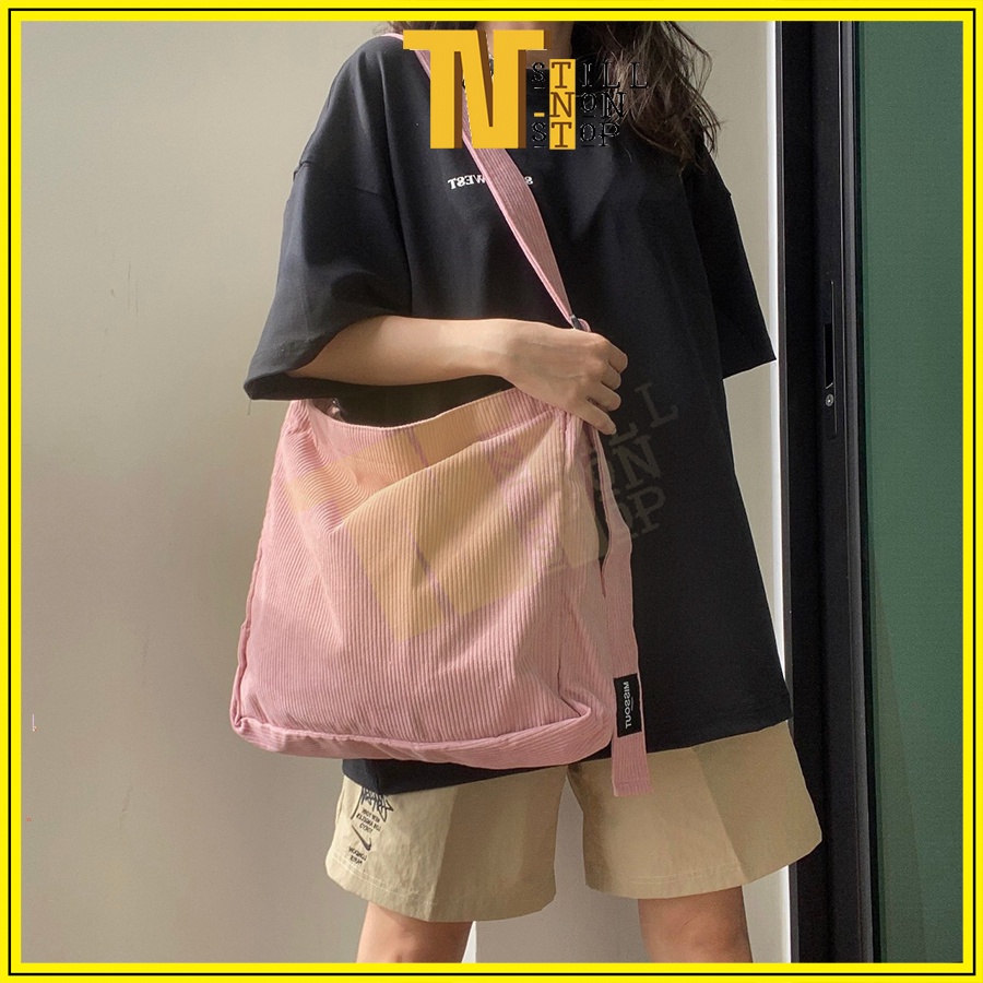Túi tote đeo chéo đeo vai vải nhung trơn 2 màu hồng kem để laptop đi học đi chơi - XUONGMAITNT