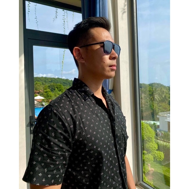 Áo Sơ Mi Tay Ngắn Linen Tưng Đen In Hoạ Tiết