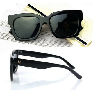 Kính cận râm 3,75 độ tròng đen