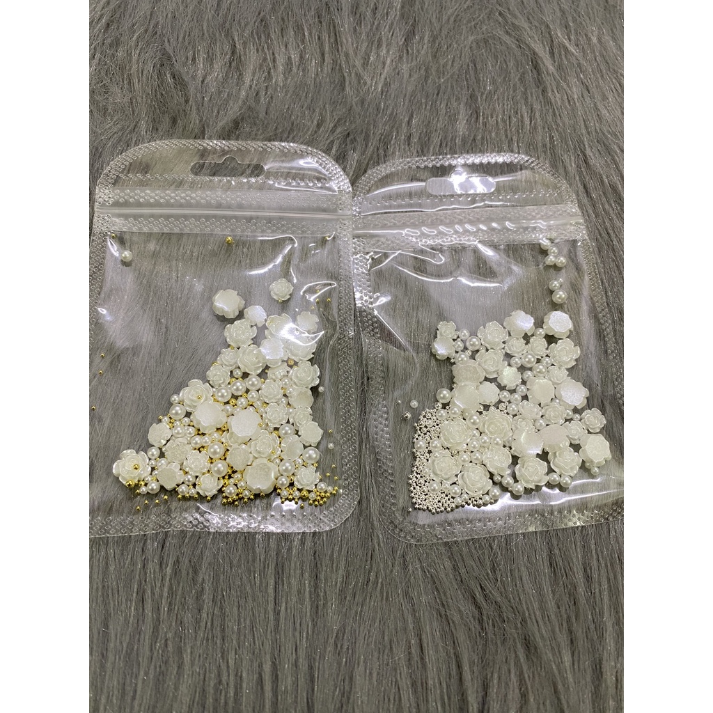 Set Cham Hoa Trắng kèm bi, ngọc