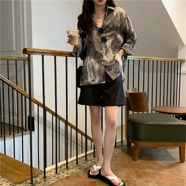 Áo Sơ Mi Dài Tay Dáng Rộng In Họa Tiết Retro Cá Tính