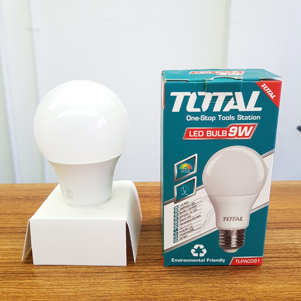 Total Tools - 9 Watt Led Bulb / Bulb Tlpac091