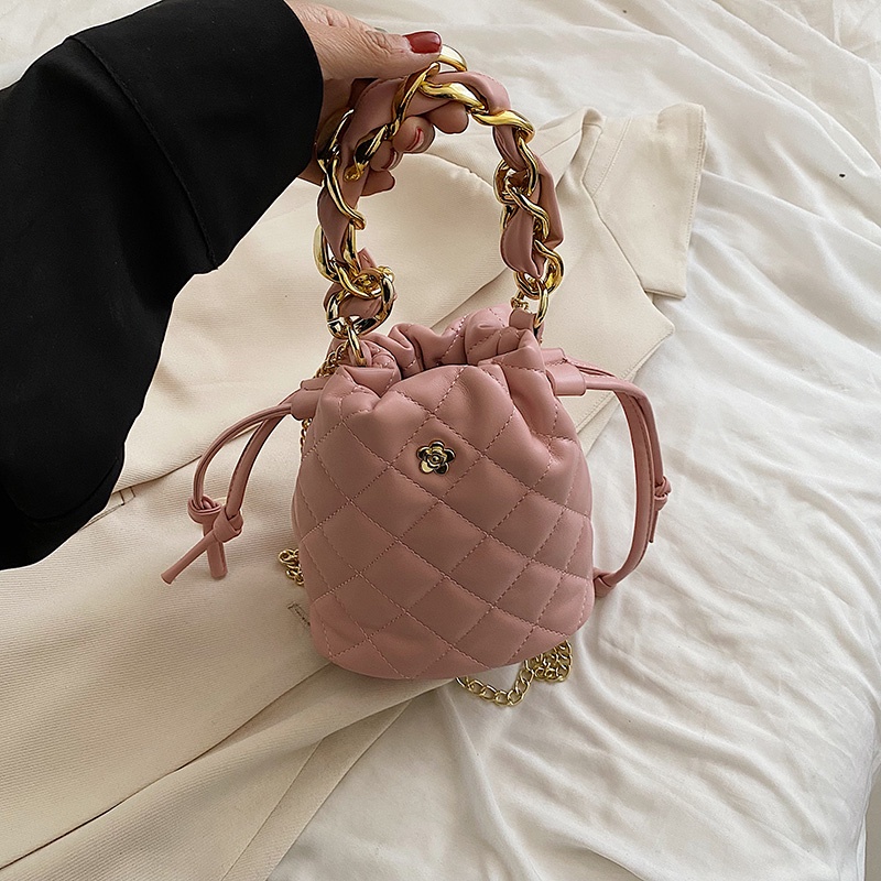 Túi IELGY họa tiết hình thoi nhỏ gọn phối dây xích thời trang cao cấp dành cho nữ