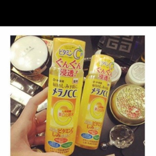 Nước hoa hồng cc Melano