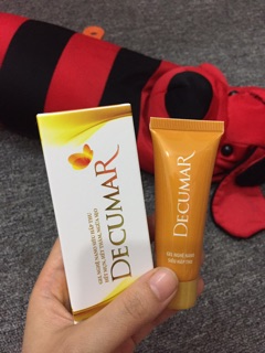Com bo decumar gel rửa mặt + gel mụn