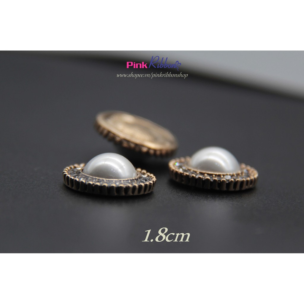 Center mạ vàng xi viên đá ghi 1.8cm