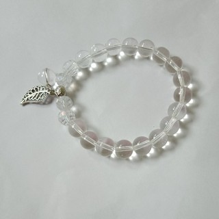 Vòng tay nữ handmade phong thủy trong suốt mệnh Kim - Thủy - namimi