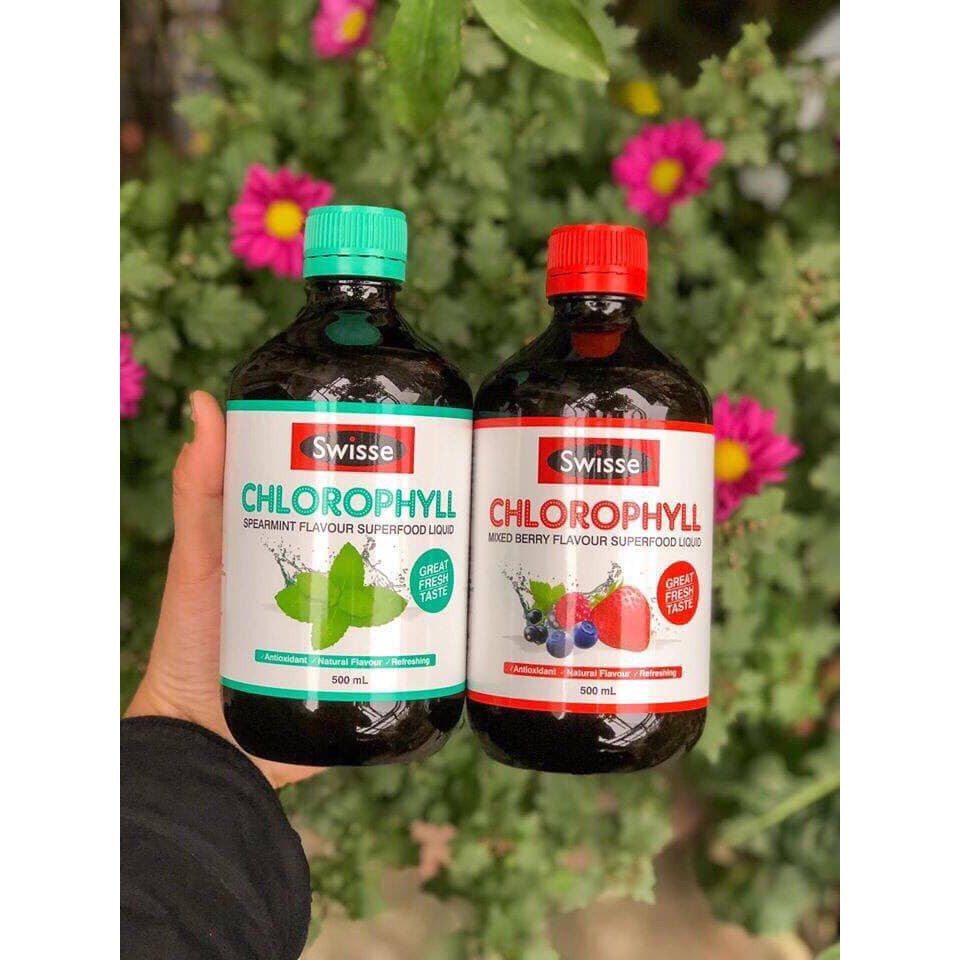 Nước Diệp Lục Swisse Chlorophyll 500ml vị dâu tây bạc hà của Úc