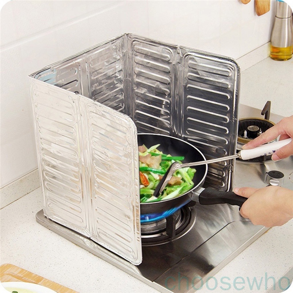 Tấm chắn dầu cách nhiệt chống văng tiện dụng cho nhà bếp