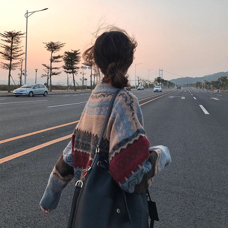 Áo len thổ cẩm nữ sợi dệt đanh lì không xù , không dão