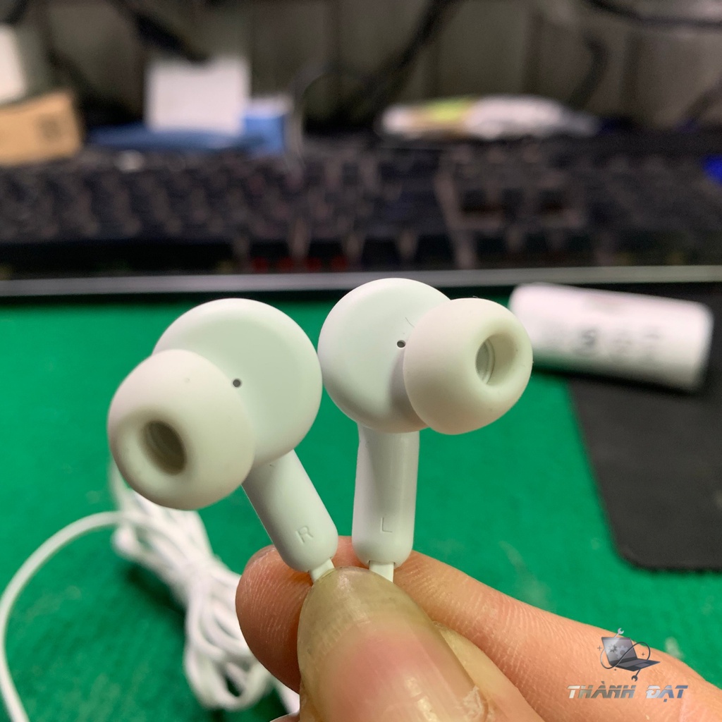 Tai nghe dây 3,5 Vsmart aris chính hãng, bóc  máy, thời trang, tích hợp mic đàm thoại, tặng kèm tip cao su