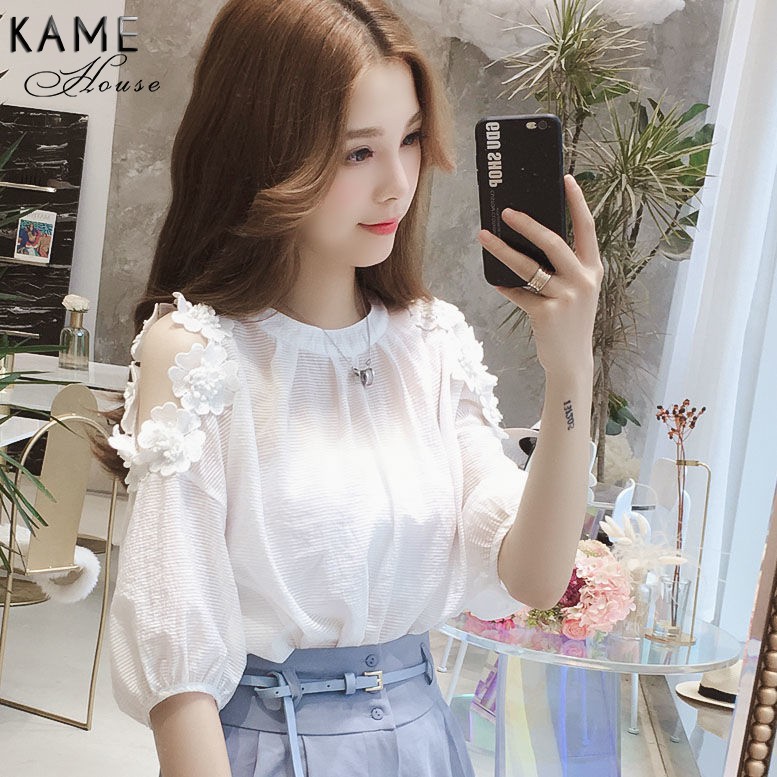 ÁO KIỂU HỞ VAI ĐÍNH HOA