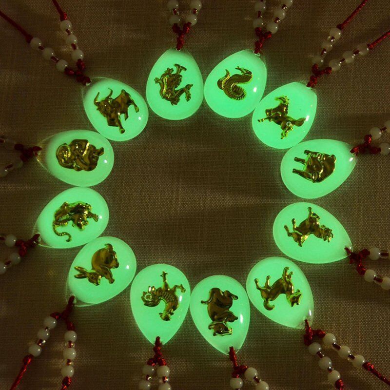 Vòng cổ Unisex Mặt Hình 12 Cung Hoàng Đạo Phát Triển Trong Bóng Tối