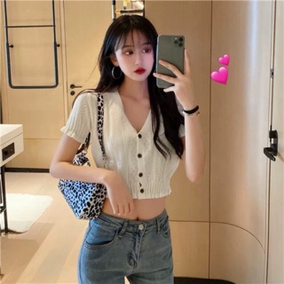 Áo croptop body Jennie