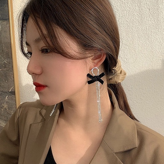 Khuyên Tai Lủng Lẳng Màu Đen Đơn Giản Thời Trang Phong Cách Hàn Quốc Cho Nữ ~ 2023