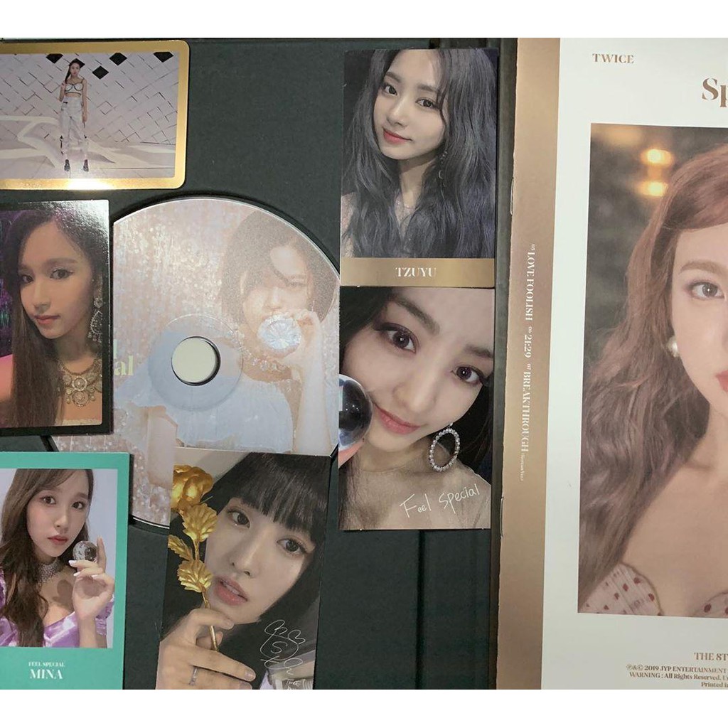 Album TWICE Feel Special