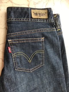 Quần nữ Jean Levi's 29