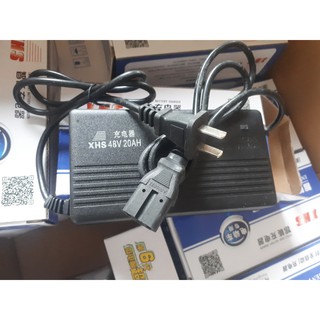 sạc xe máy điện 48v 20ah chân vuông