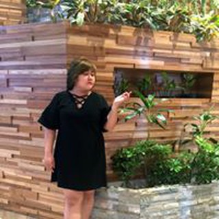 Đầm tay loe sale sale sale