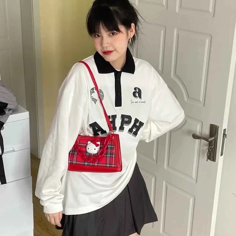 Áo Polo Thu Đông | Áo Polo cổ viền đen in chữ 3D cho nàng năng động | BigBuy360 - bigbuy360.vn