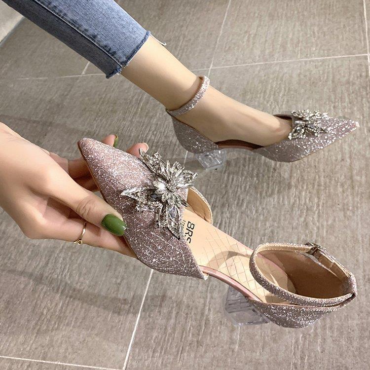 Giày cao gót lấp lánh phong cách thời trang Pháp 2022 cho nữ