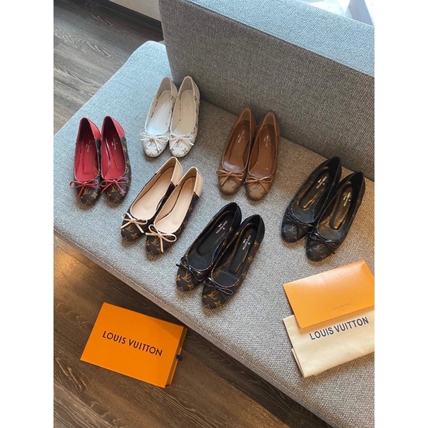 Giày búp bê mũi tròn cao cấp hoạ tiết thương hiệu Louis Vuitton LV Urban Twist da mềm êm chân