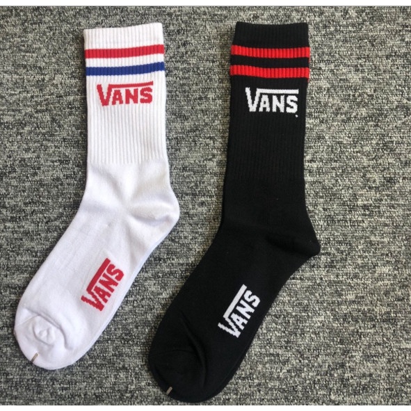 Vớ VANS cao cổ Nam Nữ phong cách thể thao, trẻ trung, năng động.