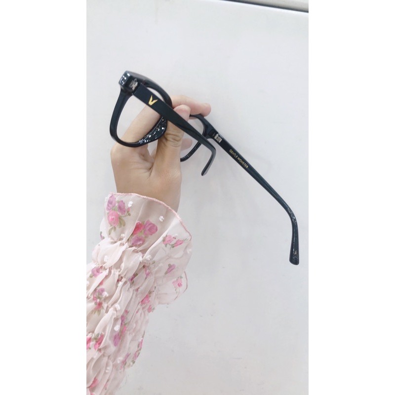 [❌ẢNH THẬT + VIDEO ❌] Gọng Kính Cận Hàn Quốc Chữ V Tròng Trắng 0 Độ - Kính Mát 0 Độ Chữ v Thời Trang Nam Nữ | BigBuy360 - bigbuy360.vn