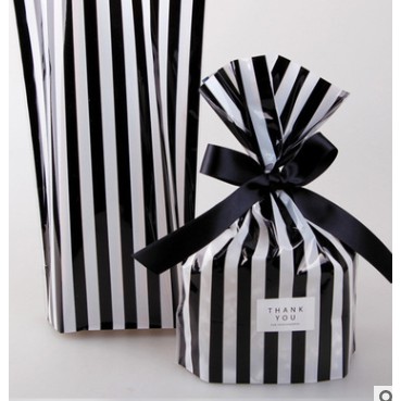 túi cookie sọc màu 50c