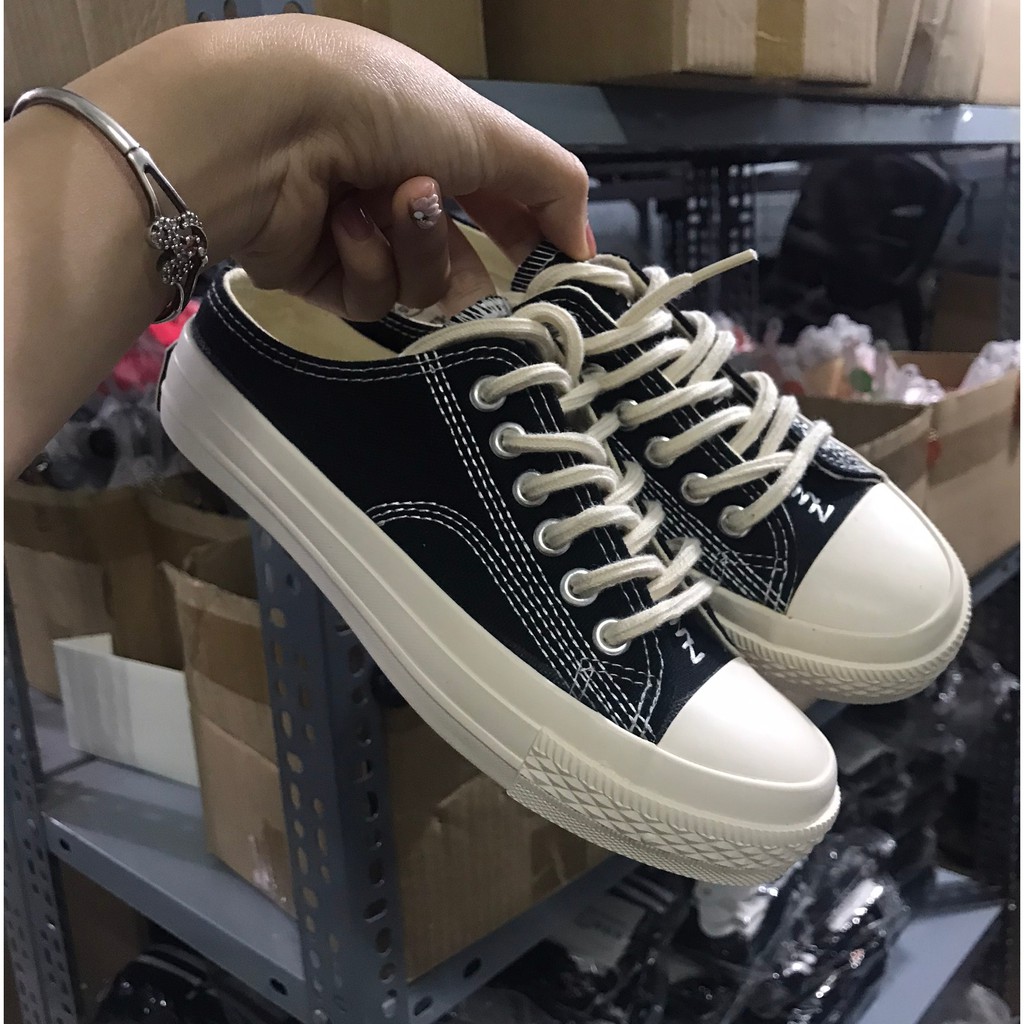 Giày thể thao basic dáng sục