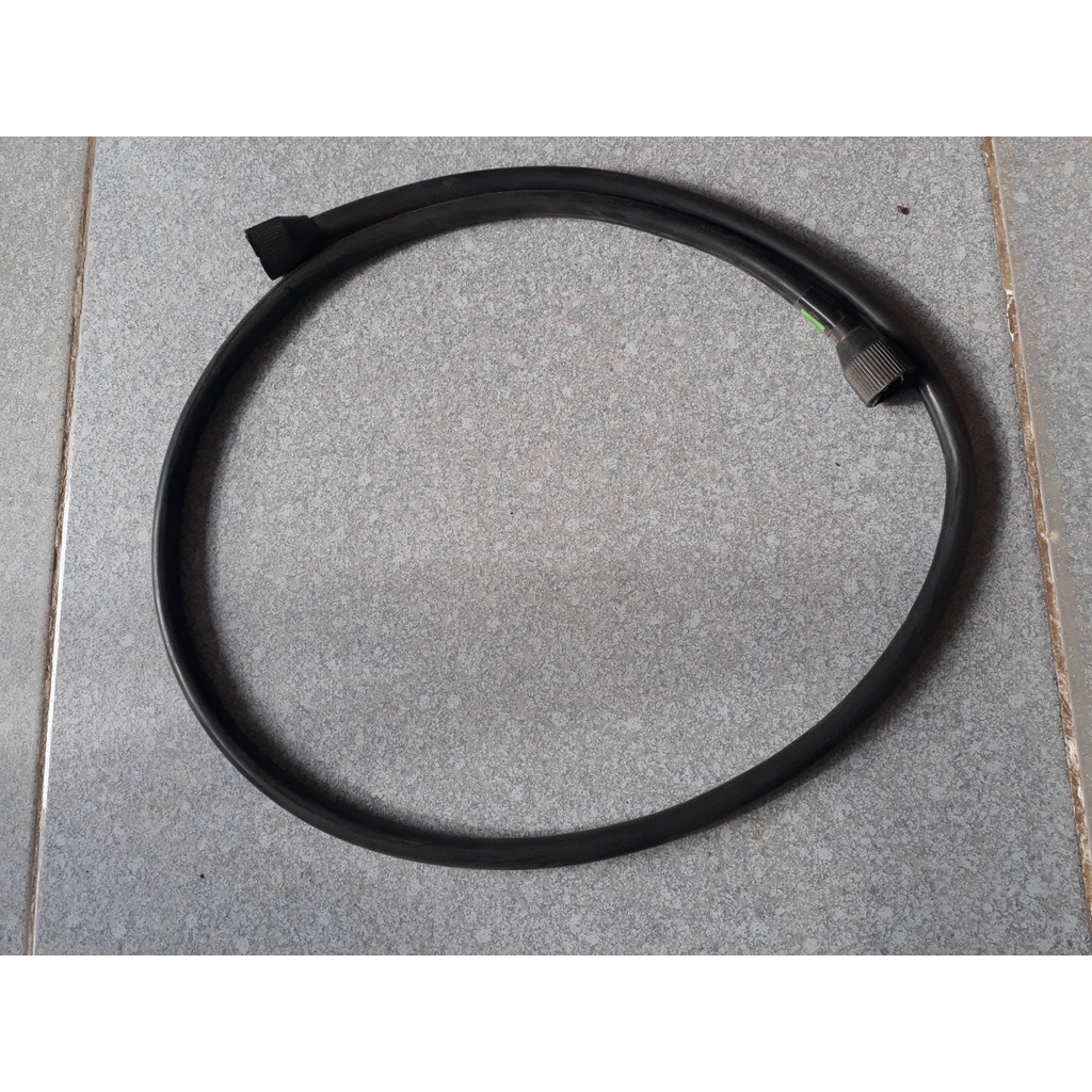 Dây cấp nước bình  phun thuốc có 2 đầu răng