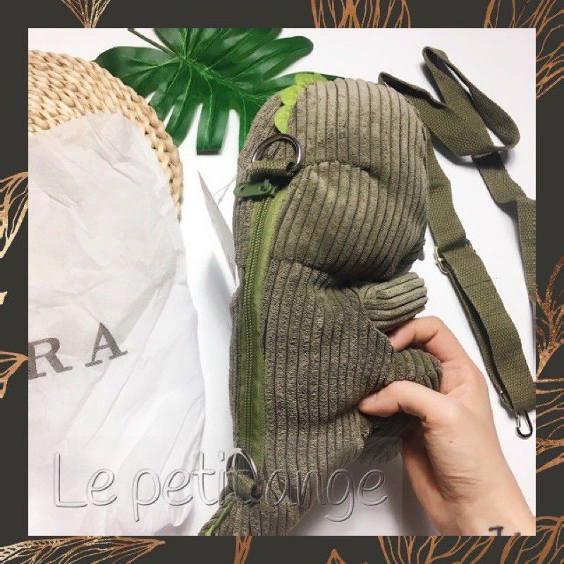 Balo ZARA gấu bông khủng long con nhung gân xanh rêu