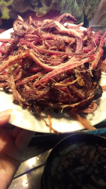 Thịt lợn gác bếp loại không cay, ít cay thơm lừng đóng gói500g