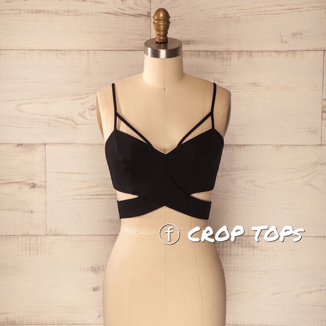 Croptop Cutout Cami Top đan dây vạt chéo by SGGZ