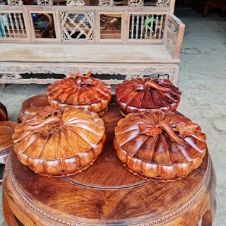 Khay đựng bánh kẹo tết bằng gỗ, hộp đựng mứt tết gỗ hương đỏ Gia Lai