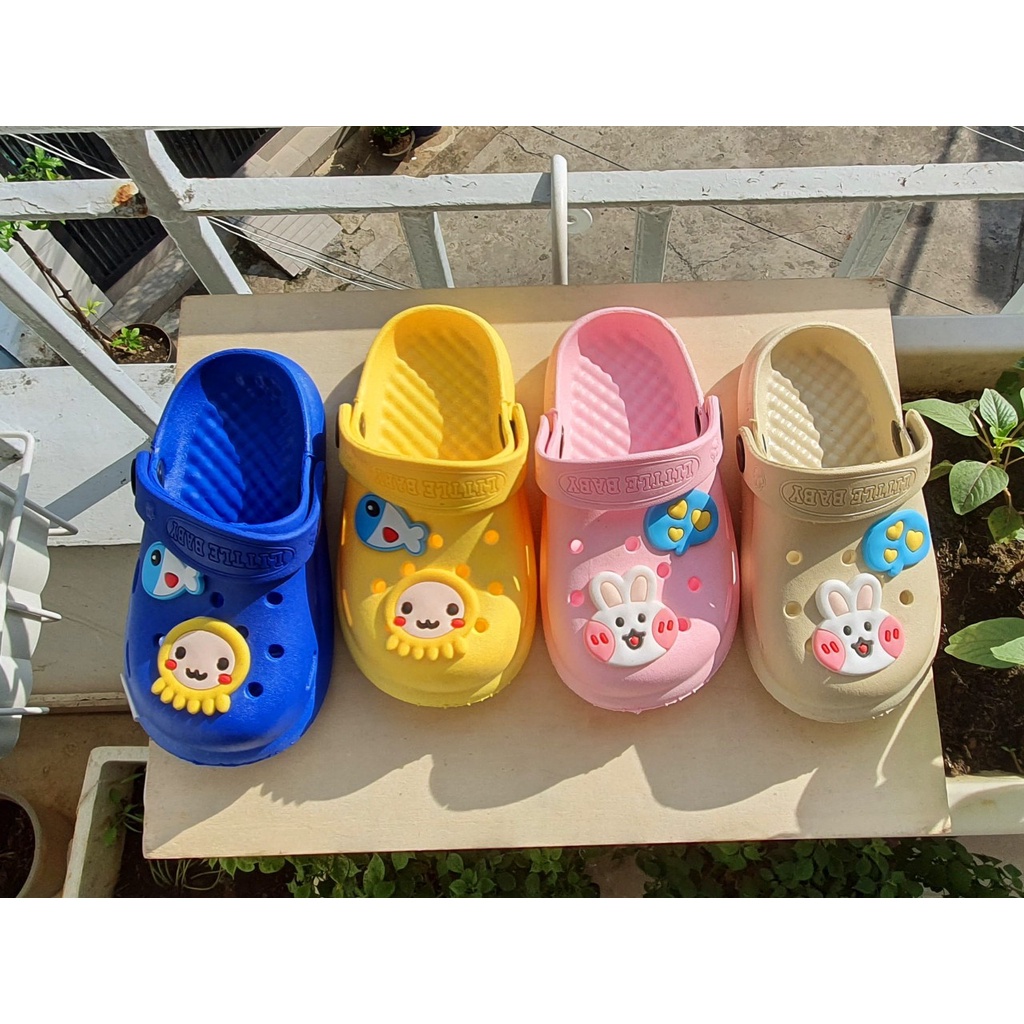 Giày sục tặng kèm sticker cho bé trai bé gái siêm mềm em chân bé hình bạch tuột baby