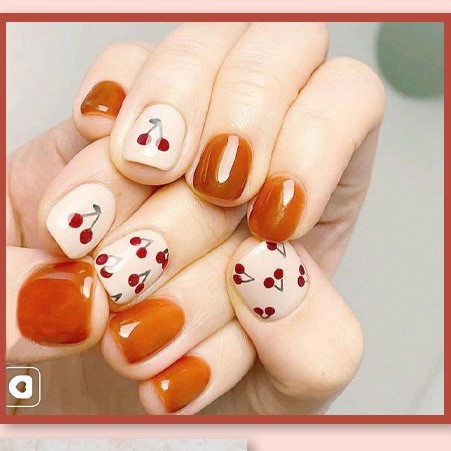 móng tay giả kèm keo Hin Nail hình herry độc đáo